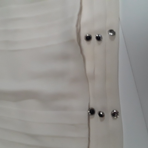 Beautiful Blouse❤ - Picture 2 of 7